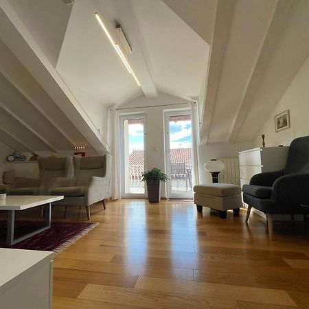 Holiday Residence Zvono 믈리니 객실 사진